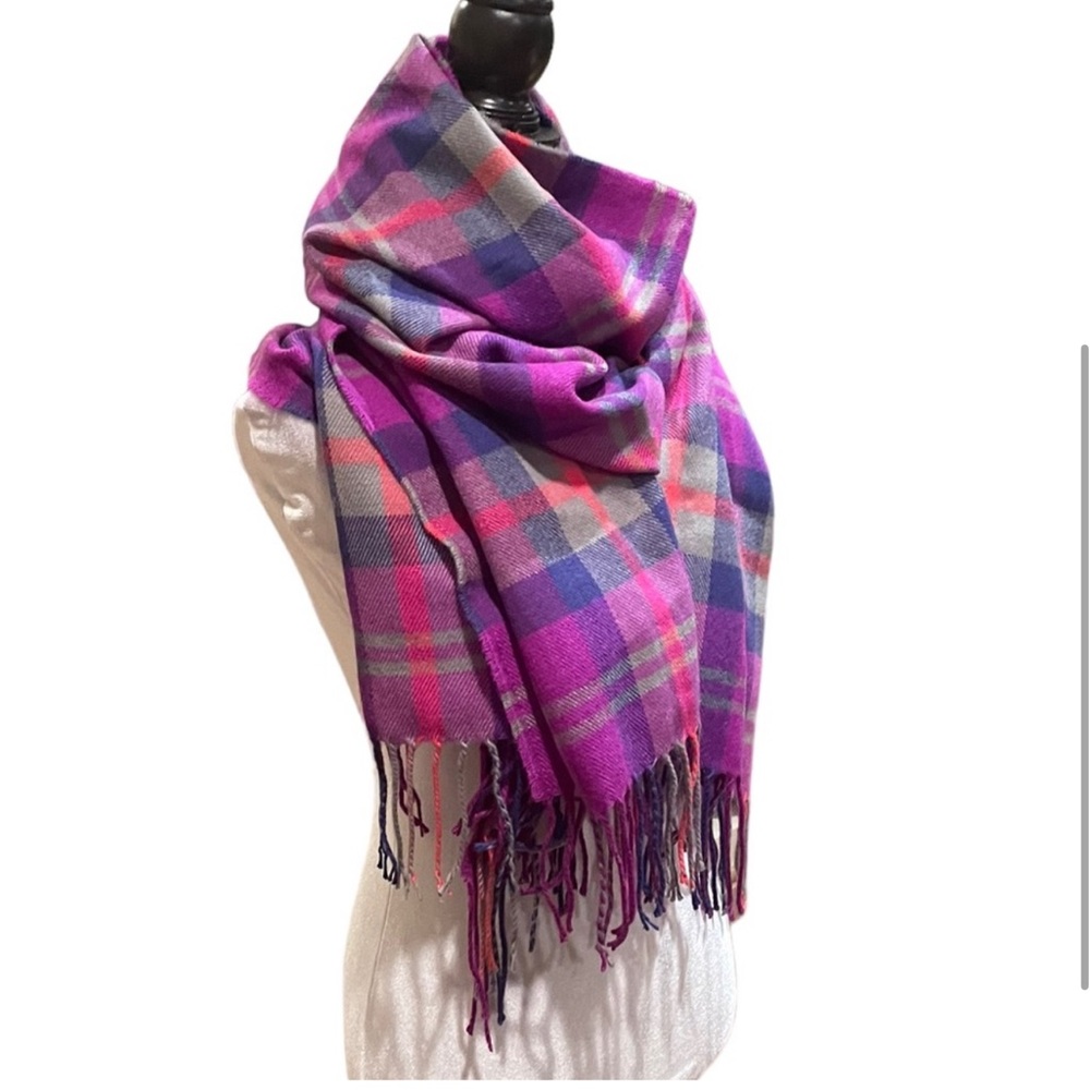 Eddie Bauer purple trending plaid print oversized blanket cozy soft warm scarf